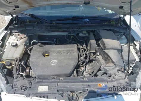 2011 Mazda Mazda3 I Sport z USA, uszkodzony, nr VIN JM1BL1UF7B1455395